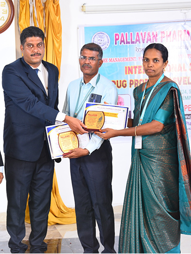 Front view of Pallavan Pharmacy College campus